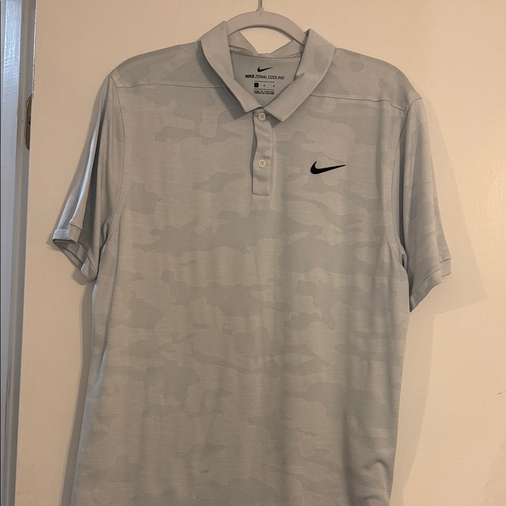 Nike Men’s Light Gray Camo-Textured Polo with Black Swoosh